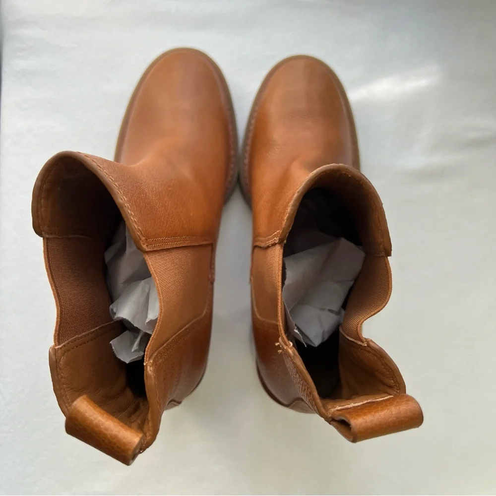 Tory Burch Chelsea 70mm Lug Sole Bootie in Camel - Picture 10 of 11